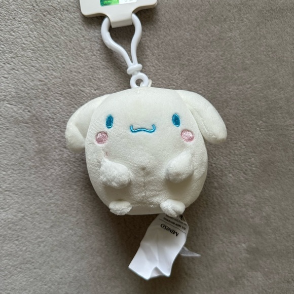 Miniso Sanrio Cinnamoroll Plush Keychain - Picture 2 of 7